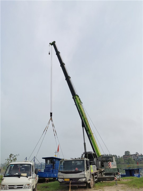 离石区桥梁建设吊装案例